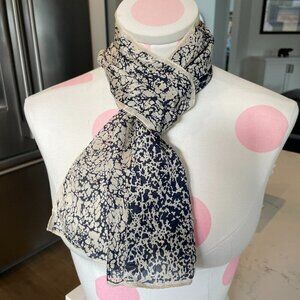 Vintage Abstract Print Oblong Scarf Rolled Edges Navy Cream OS - no fabric tag